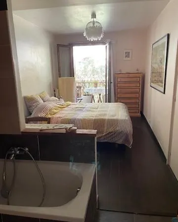 Luckymu Bed & Breakfast *